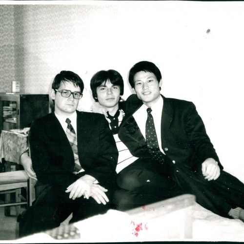 1984년 김일성종합대학교 유학 시절 란코프 교수(맨 왼쪽)