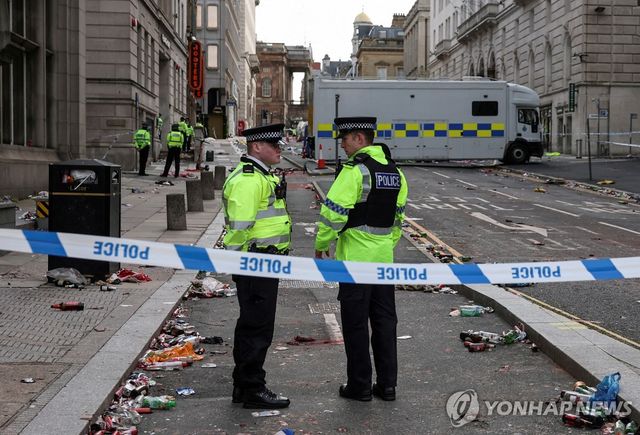 리버풀 차량 돌진 사건 현장