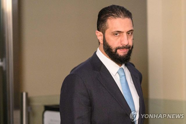 아메드 알사랴 시리아 임시대통령