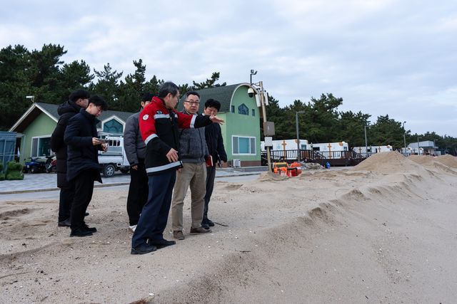 연곡해변 해안침식 현장 방문한 김홍규 시장 