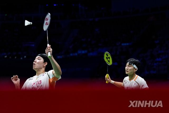 좌측부터 서승재와 김원호