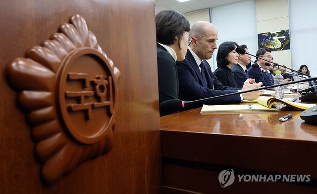 CEO 빠진 쿠팡 청문회