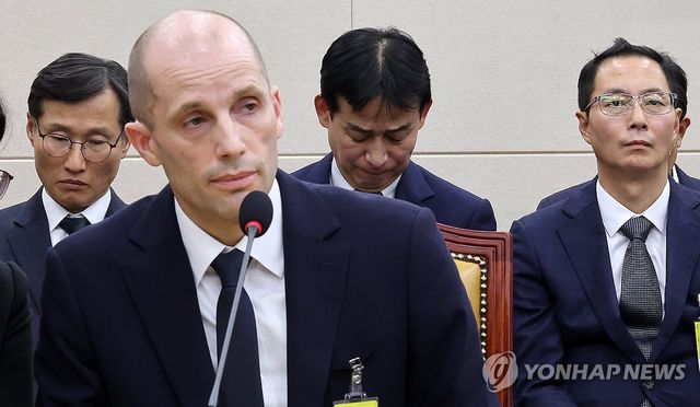 핵심 증인 불참한 쿠팡 청문회