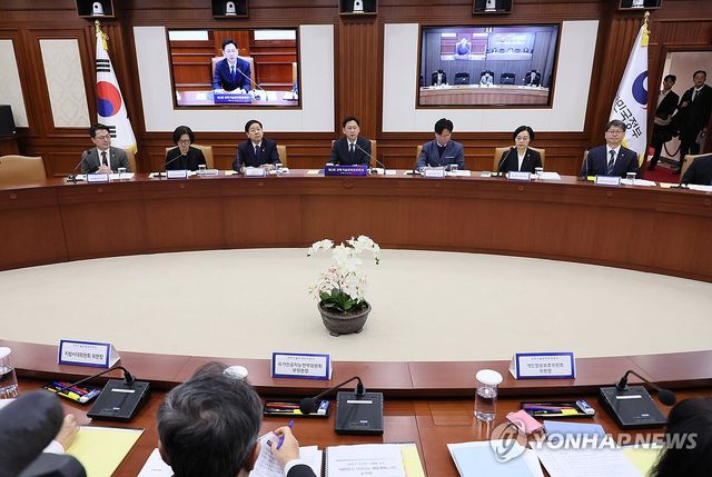 과학기술관계장관회의 주재하는 배경훈 부총리