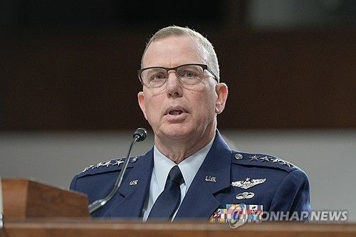 상원 군사위에서 증언하는 그레고리 기요 미 북부사령관