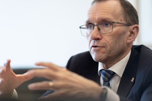 인터뷰하는 에스펜 바르트 아이데 노르웨이 외교장관