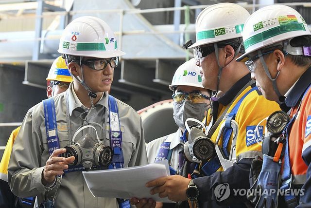 정기선 HD현대 수석부회장, 삼호조선소 안전 점검