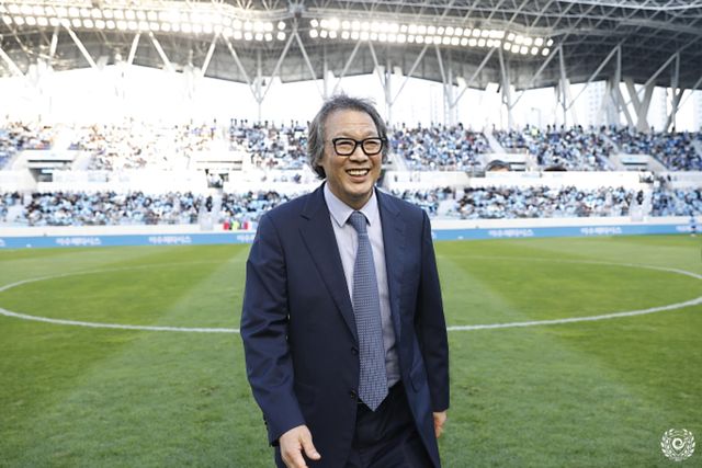사임한 대구FC 조광래 대표이사. 
