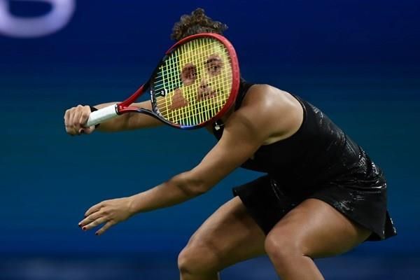 자스민 파올리니의 샷 모습