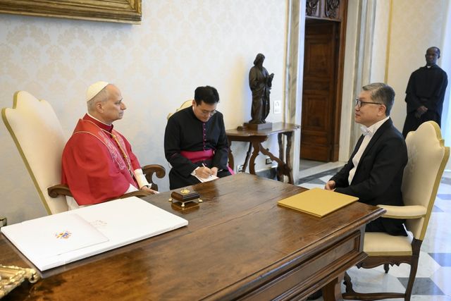 신형식 교황청대사, 레오14세 교황에 신임장 제정