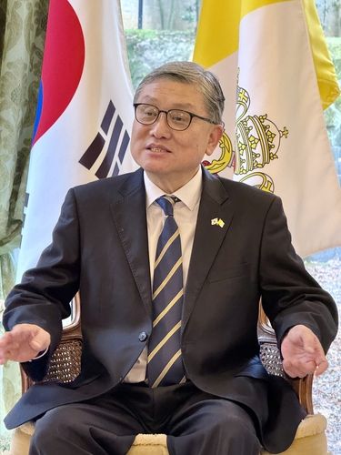 신형식 신임 주교황청 한국대사