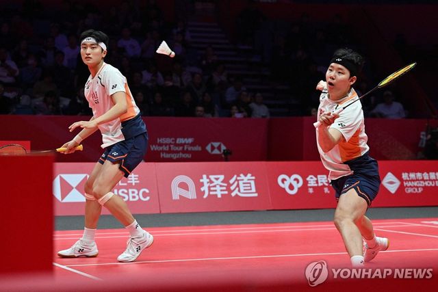 좌측부터 김원호-서승재