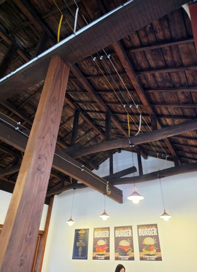 청춘미가 내부 모습