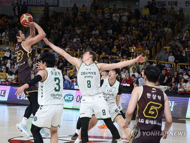 LG 칼 타마요, 4쿼터 맹활약