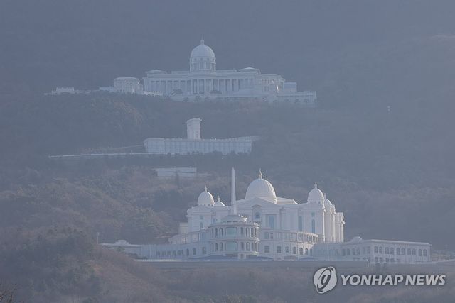적막한 가평 통일교 본부