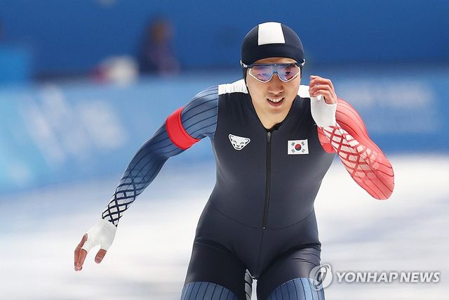 기록 확인하는 김준호