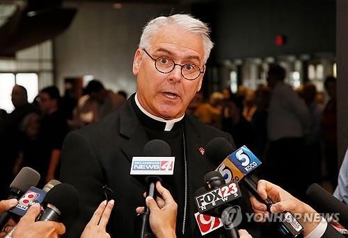 폴 코클리 대주교