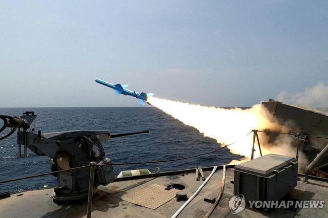 지난 8월 이란 미사일 발사 모습