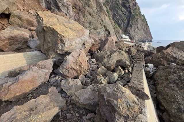 울릉도에서 발생한 낙석