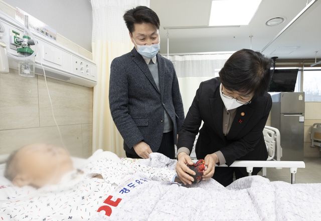 경북 예천 경도요양병원 방문한 정은경 보건복지부 장관