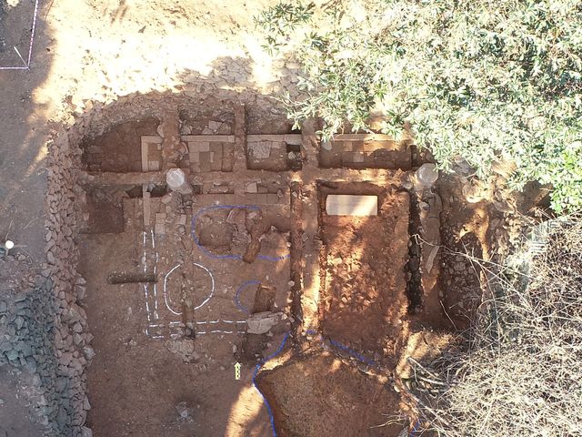 삼도수군통제사 비석이 발견된 곳