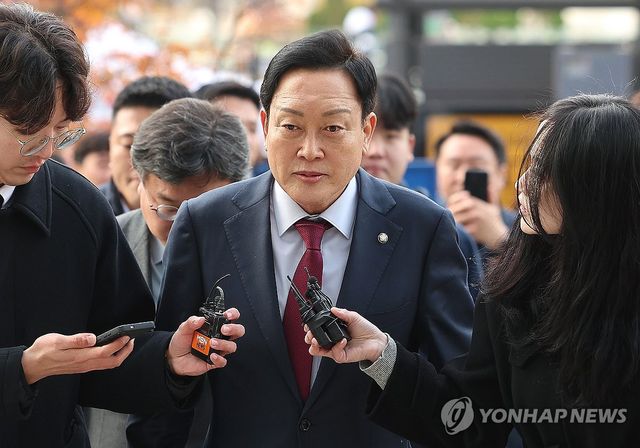 특검 출석하는 김선교 의원