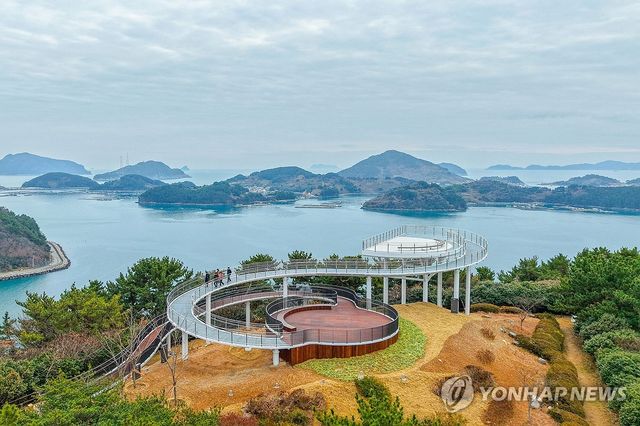 남해안 새 명소 통영 '달아전망대'