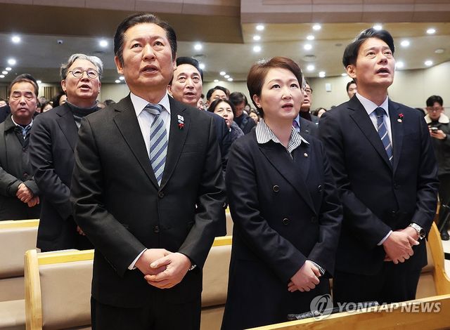 새에덴교회 성탄예배 참석한 정청래 대표