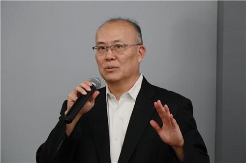 발언하는 데이비드 김 필리조선소 최고경영자