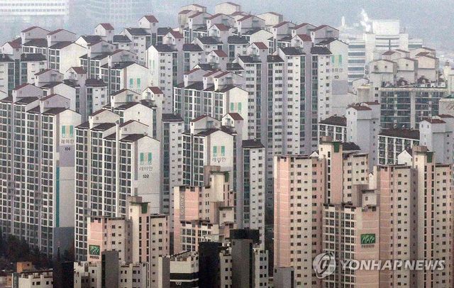 서울 시내 아파트 단지 모습