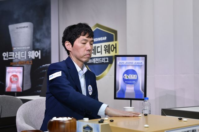 통산 최다승을 수립한 이창호 9단