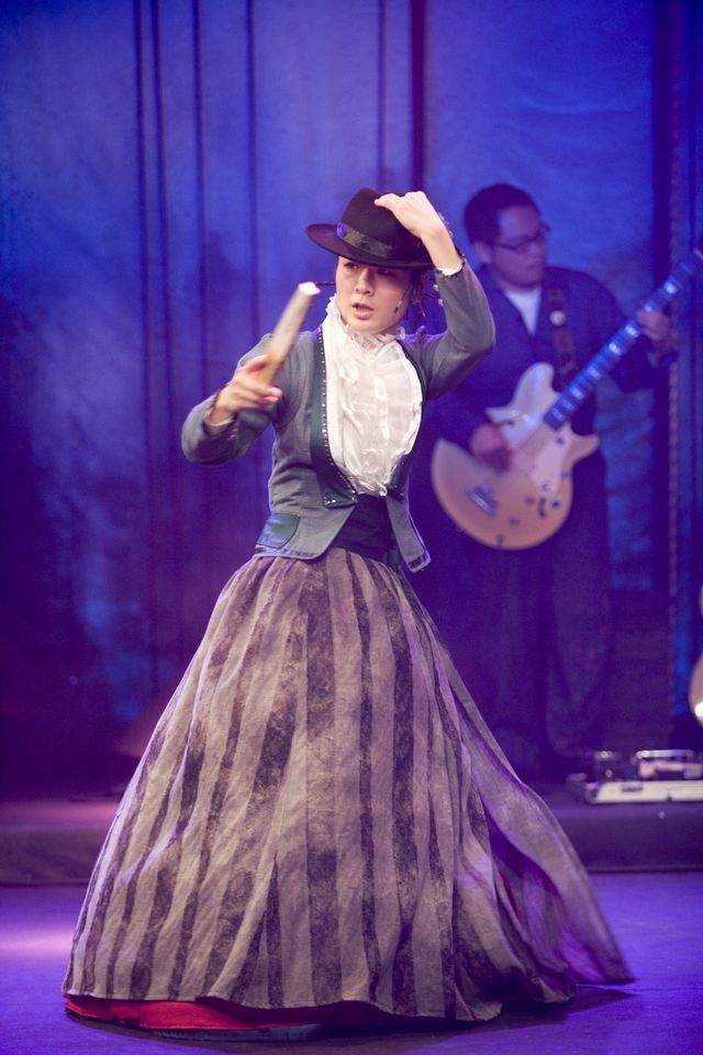 '사천가'를 공연하는 이자람