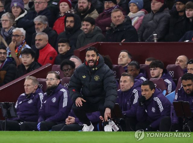 맨유의 후벵 아모링 감독