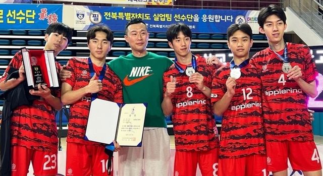 경남항공등학교 세팍타크로팀