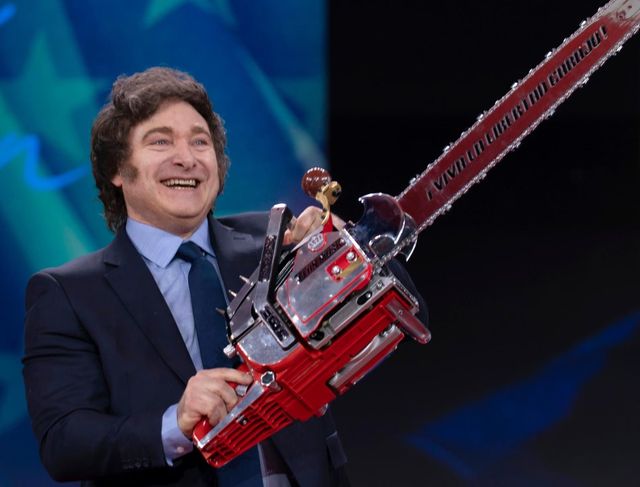 대대적 긴축을 통해 아르헨티나의 경제체질을 개혁하겠다는 정책기조를 지닌 하비에르 밀레이 [AP 연합뉴스 자료사진. 재판매 및 DB 금지] 