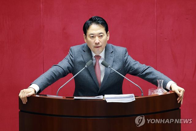 내란전담재판부 설치법 필리버스터 이어가는 장동혁 대표