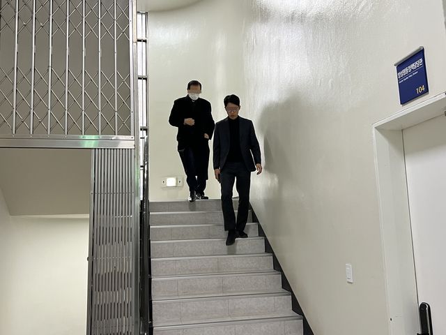 참고인 조사 받고 나오는 통일교 전 한국회장