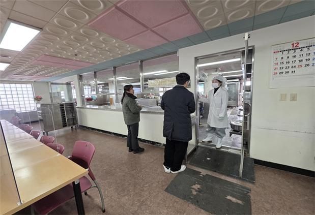 노인복지관 무료급식 현장 점검