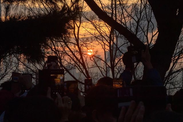 2024년 용왕정에서 새해를 맞은 시민들