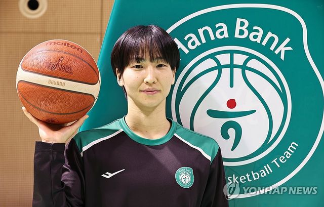 '올스타 팬투표 1위' 이이지마 사키 인터뷰