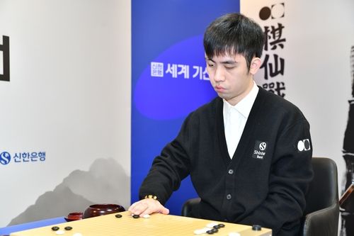 중국의 신예 강자 왕싱하오 9단이 세계기선전 결승에 올랐다.