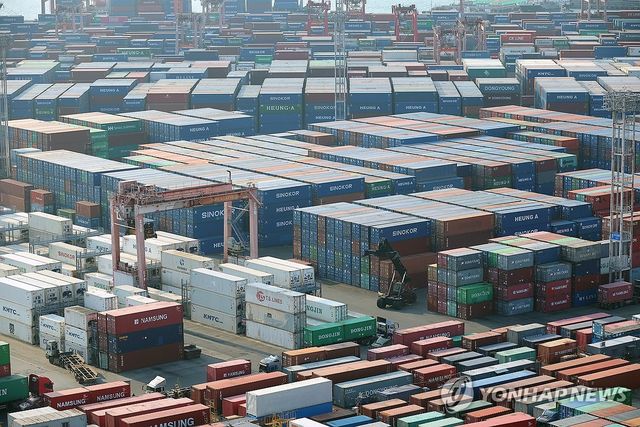 11월 산업생산 0.9% 증가…소매판매 3.3%↓·투자 1.5%↑