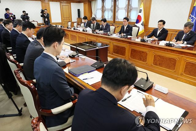 김민석 총리, 노동안전 현안 점검회의 발언