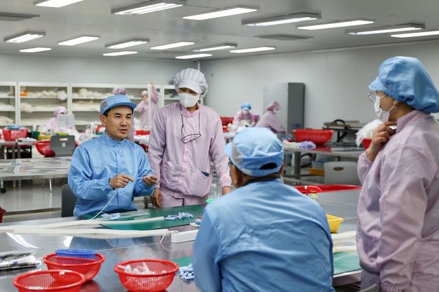 김진태 지사, 강원 원주 의료기기 제조업체서 현장 소통