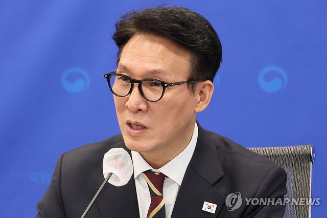 인사말 하는 김민석 총리