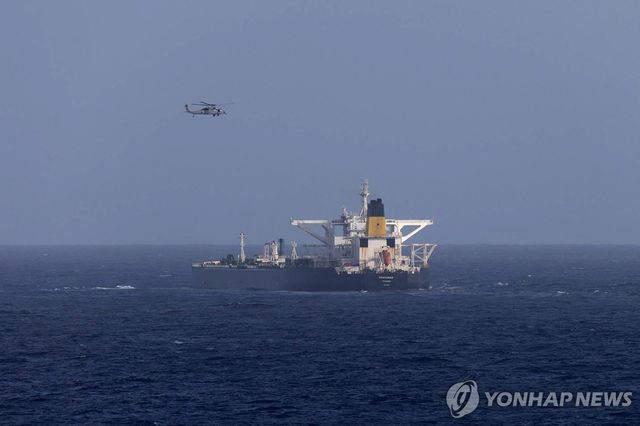 미군에 나포당하는 센츄리스