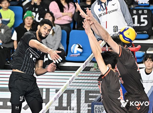 레오, 남자배구 최초 '7천 득점' 돌파