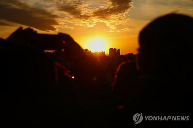 '2025년을 떠나보내며'
