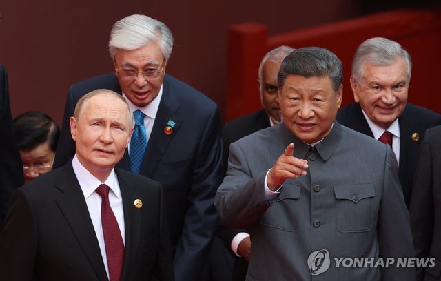 블라디미르 푸틴 러시아 대통령과 시진핑 중국 국가주석