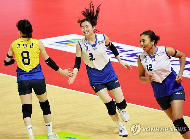 기뻐하는 현대건설